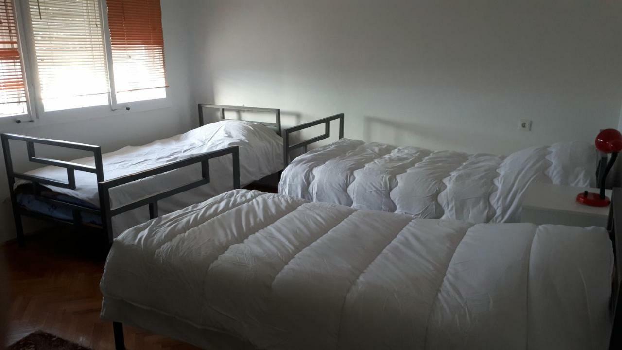 Edelweiss Hostel Štip 外观 照片